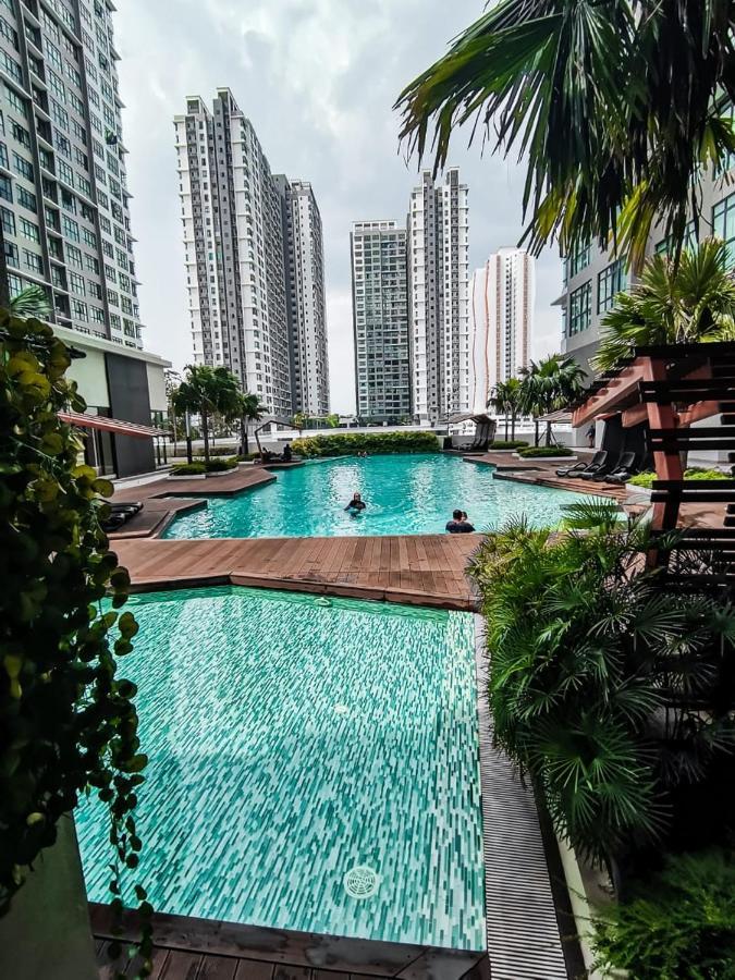 Conezion Residence Putrajaya Nearby Ioi City Mall Zewnętrze zdjęcie