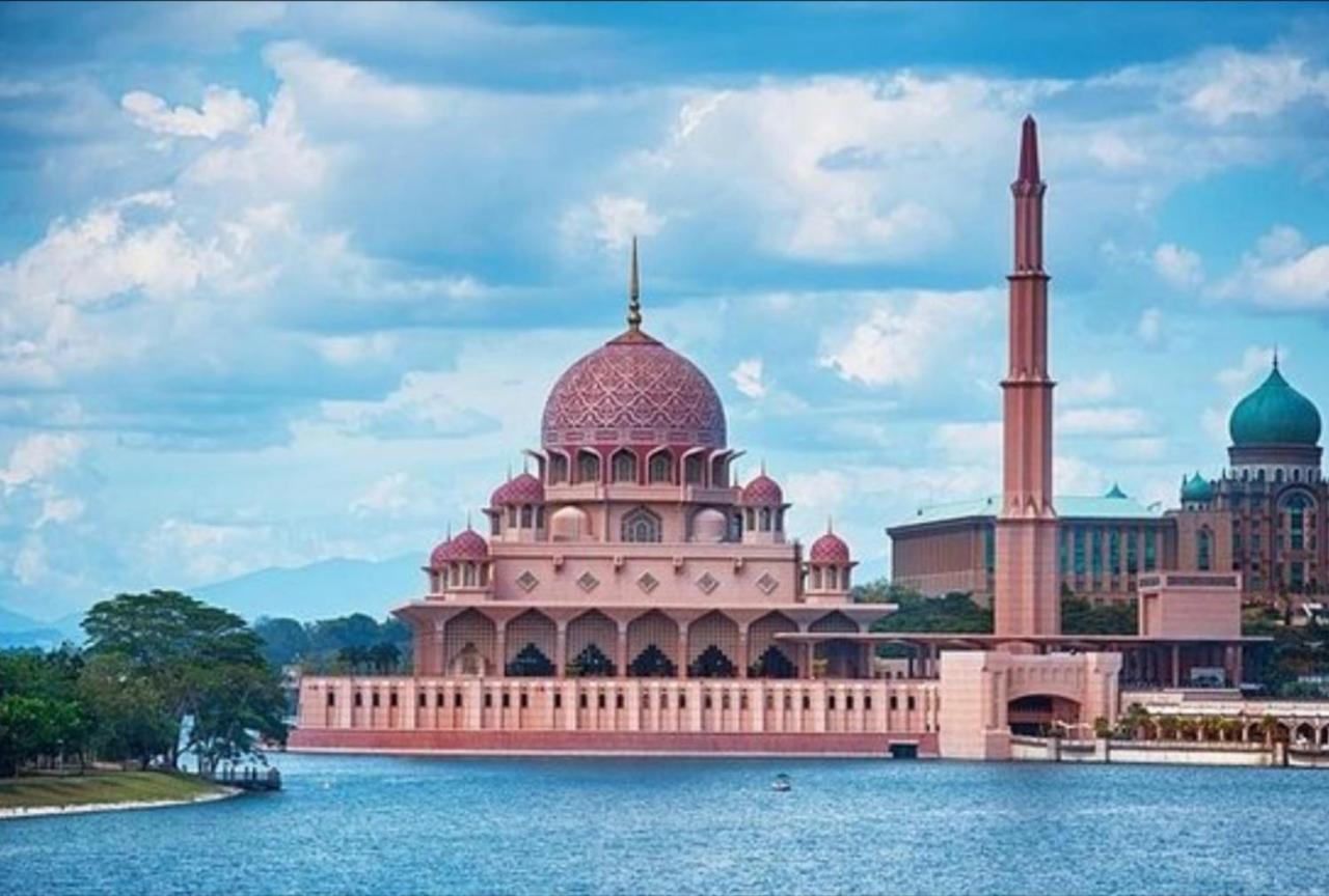 Conezion Residence Putrajaya Nearby Ioi City Mall Zewnętrze zdjęcie